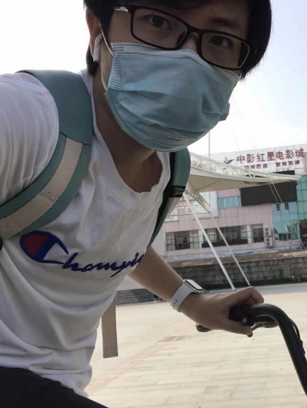 丁先生的第二张照片--珠海残疾人相亲网